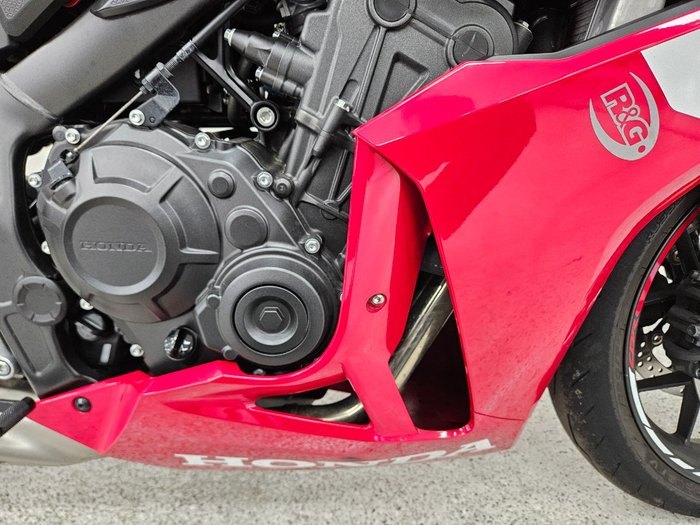 2024 Honda CBR650R Red