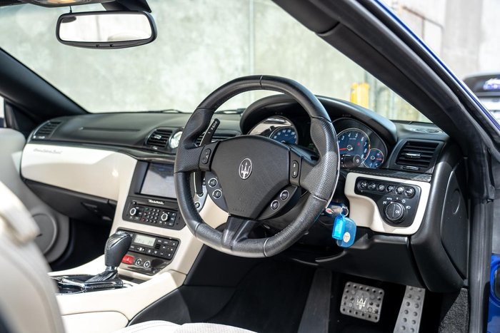 2016 Maserati GranCabrio Sport