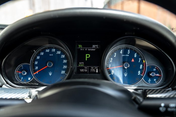 2016 Maserati GranCabrio Sport