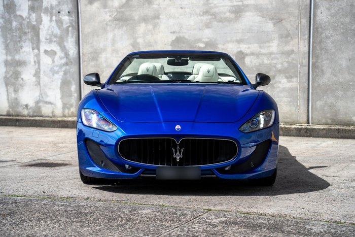2016 Maserati GranCabrio Sport