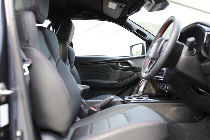 2025 Isuzu D-MAX X-TERRAIN