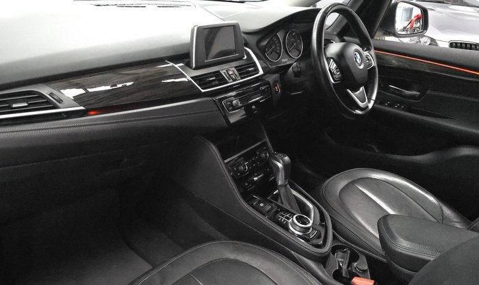 2016 BMW 2 Series 220i Luxury Line F45 Imperial Blue Brilliant Effect