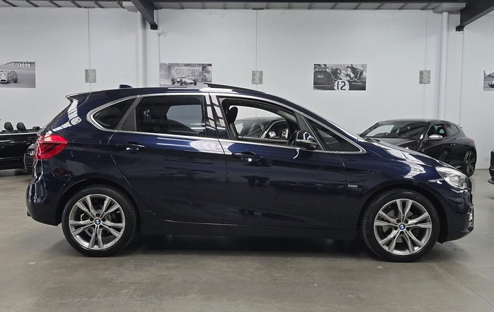 2016 BMW 2 Series 220i Luxury Line F45 Imperial Blue Brilliant Effect