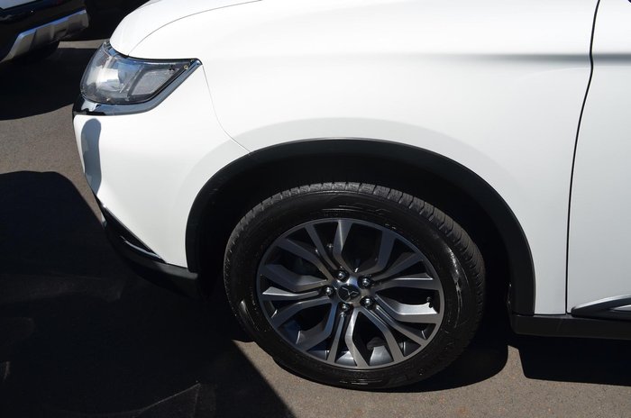 2016 Mitsubishi Outlander LS