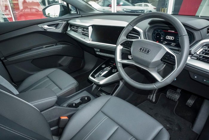 2025 Audi Q4 e-tron 45