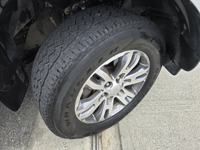 2016 Ford Everest Trend UA 4X4 Dual Range Cool White