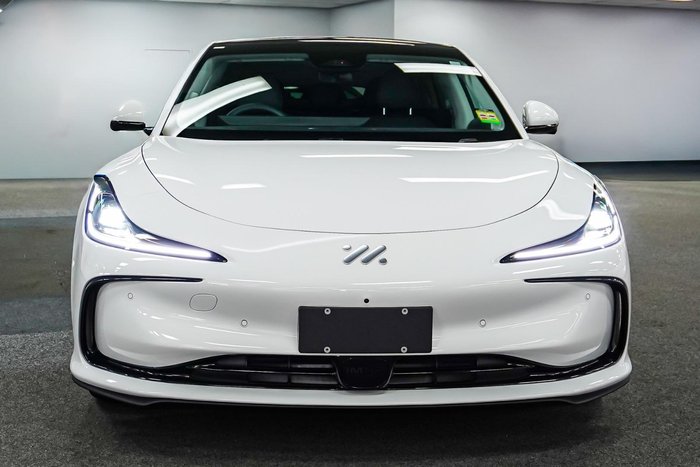 2025 MG IM5 Platinum