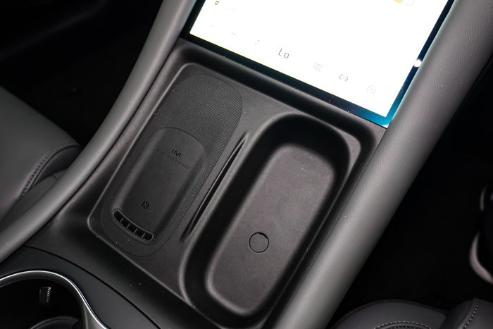 2025 MG IM5 Platinum