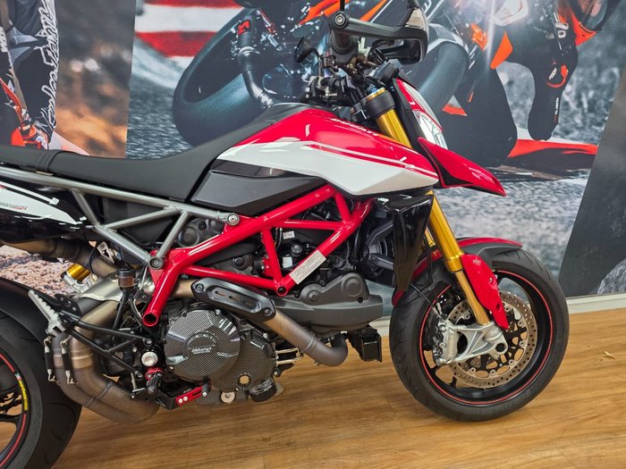 2020 DUCATI HYPERMOTARD 950 SP RED/WHITE