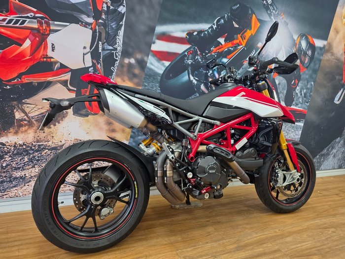 2020 DUCATI HYPERMOTARD 950 SP RED/WHITE