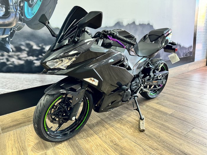 2019 Kawasaki NINJA 400 GREEN