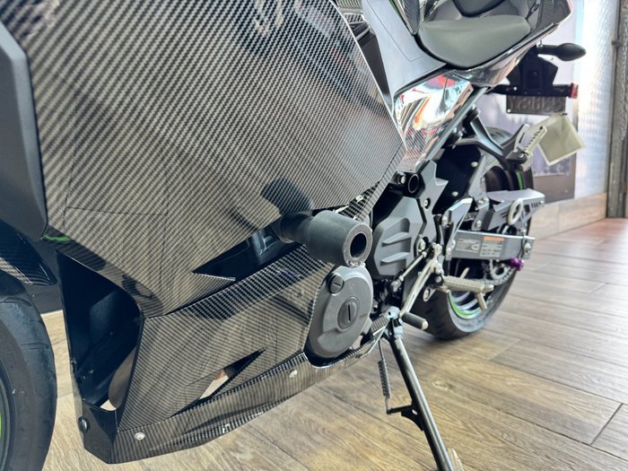 2019 Kawasaki NINJA 400 GREEN