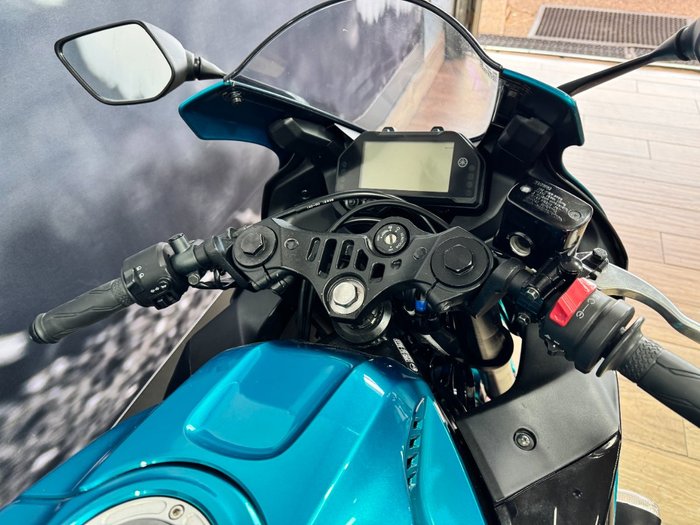 2021 Yamaha YZF-R3 BLUE