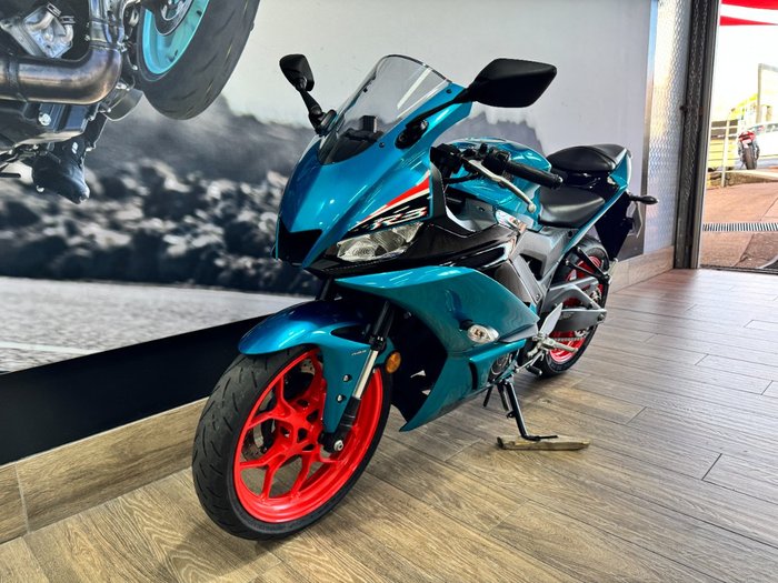 2021 Yamaha YZF-R3 BLUE