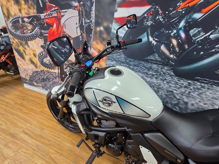 2022 Kawasaki VULCAN S SE WHITE