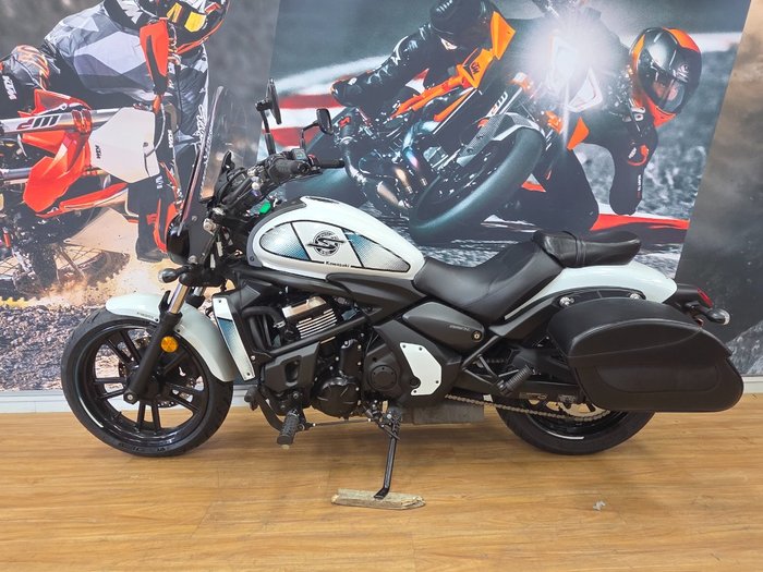 2022 Kawasaki VULCAN S SE WHITE