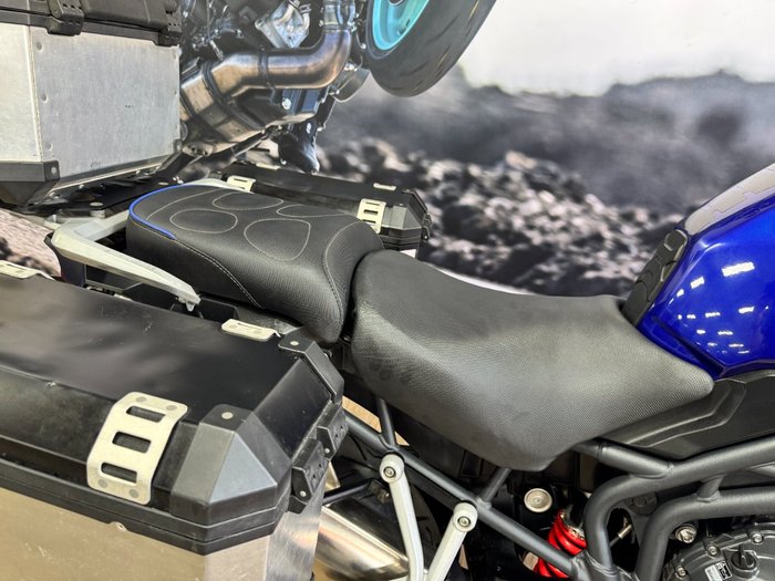 2012 Triumph TIGER EXPLORER BLUE