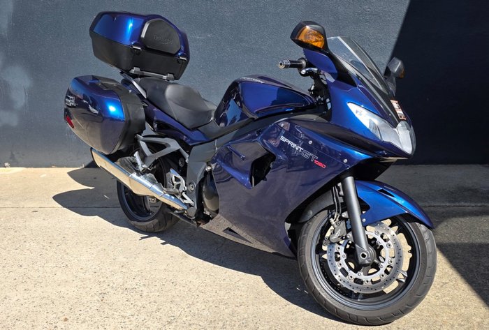 Triumph 2011 Triumph 1050cc Sprint GT BLUE