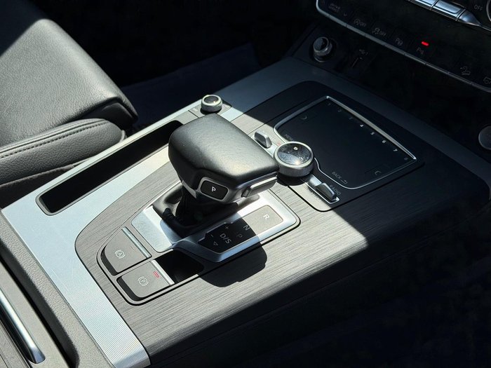 2020 Audi Q5 40 TDI sport