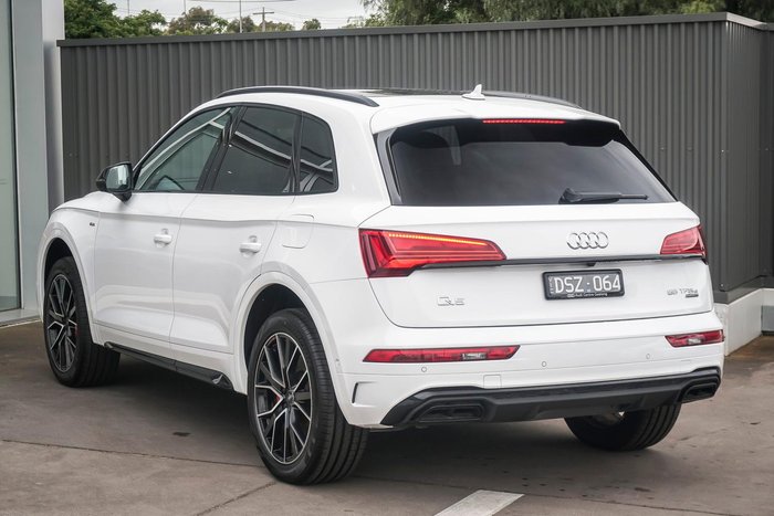 2025 Audi Q5 55 TFSI e S line