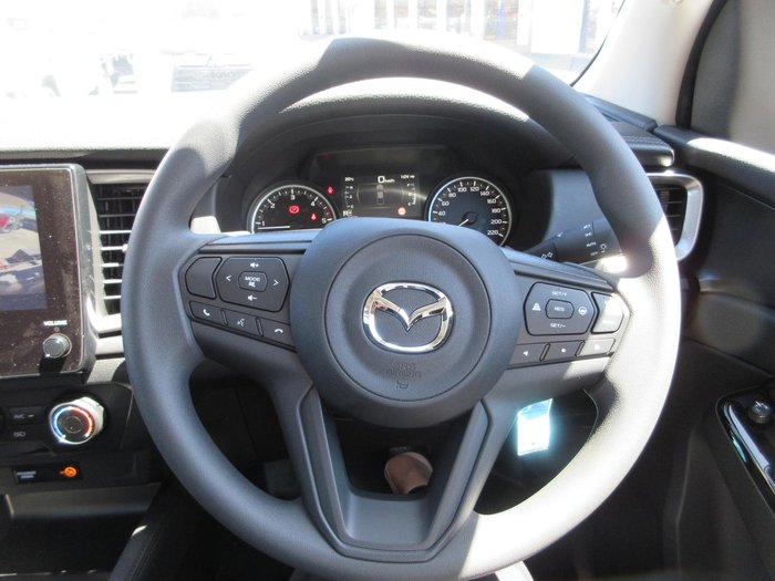 2025 Mazda BT-50 XS