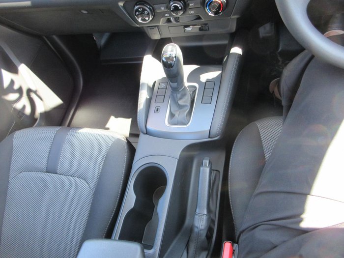 2025 Mazda BT-50 XS