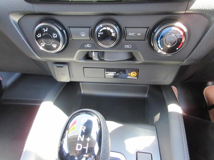 2025 Mazda BT-50 XS