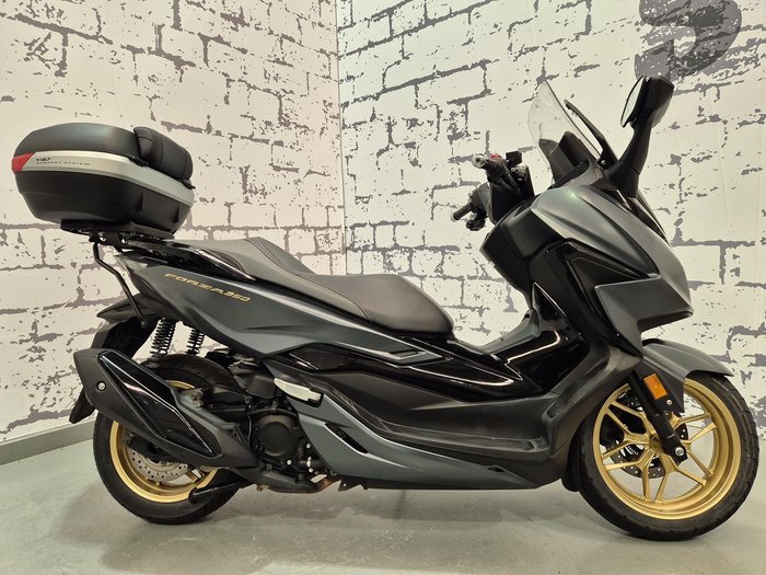 2022 Honda Forza 350 (NSS350) Forza Grey