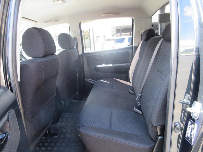 2014 Toyota Hilux SR5