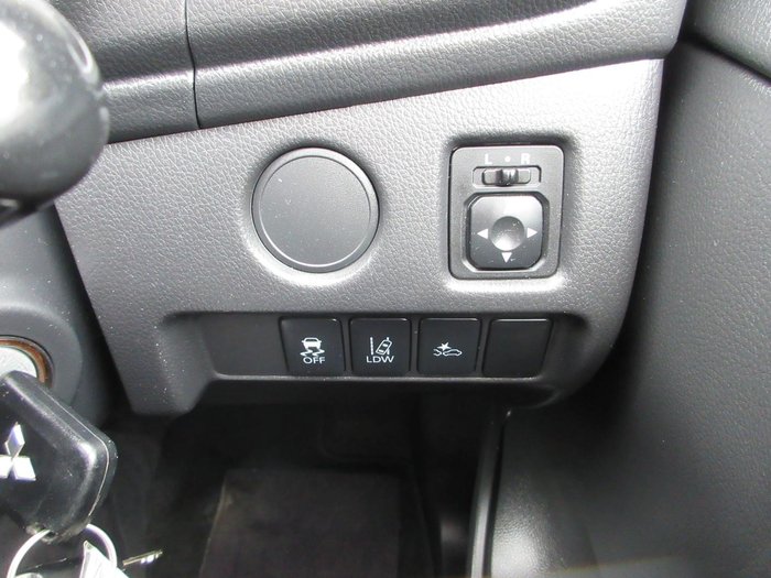 2020 Mitsubishi Triton GLX-R