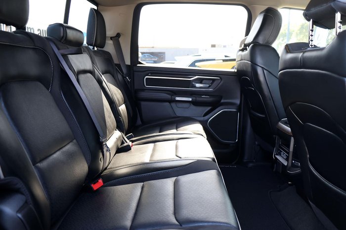 2022 RAM 1500 Laramie RamBox DT MY22 4X4 Dual Range Billet Silver