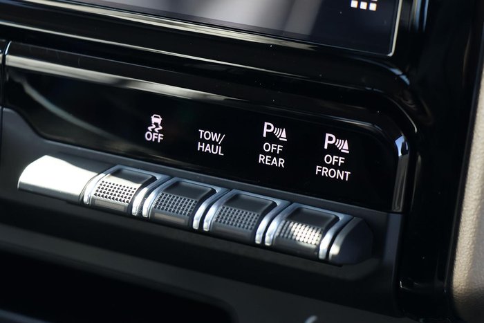 2022 RAM 1500 Laramie RamBox DT MY22 4X4 Dual Range Billet Silver