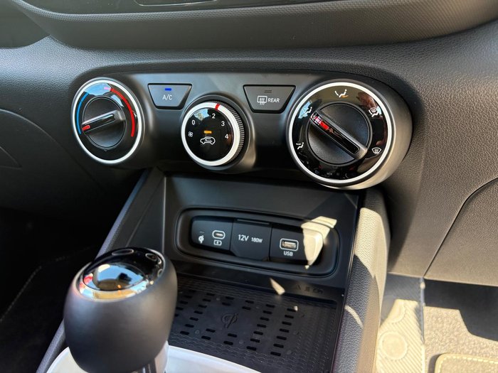 2025 Hyundai Venue Active