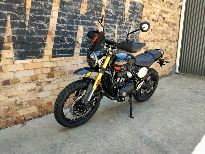 2026 TRIUMPH SCRAMBLER 400 XC DUAL PURPOSE STORM GREY