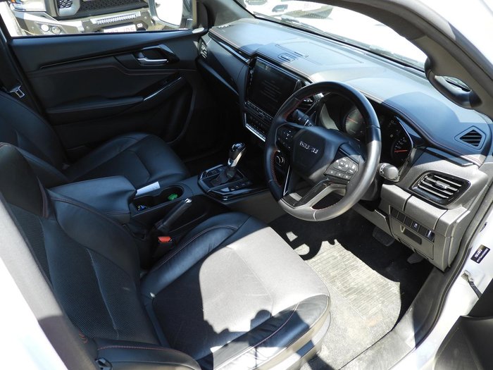 2022 Isuzu D-MAX X-TERRAIN