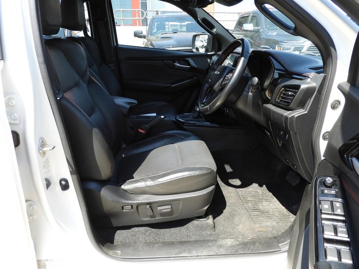 2022 Isuzu D-MAX X-TERRAIN