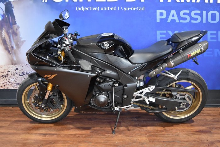 2009 Yamaha YZF-R1 Black