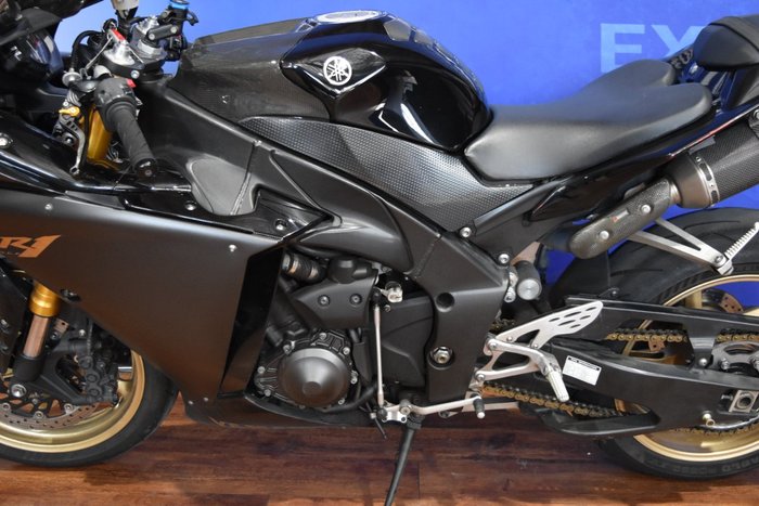 2009 Yamaha YZF-R1 Black
