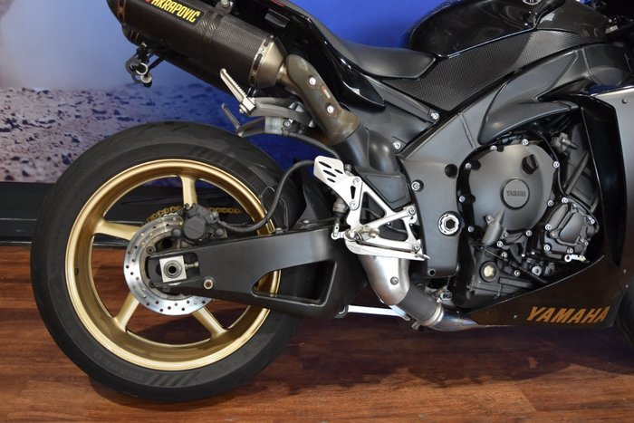 2009 Yamaha YZF-R1 Black