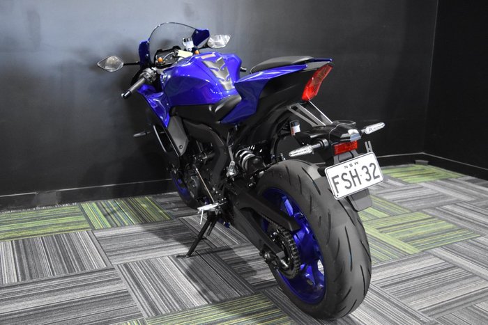 2022 Yamaha YZF-R7LA Blue
