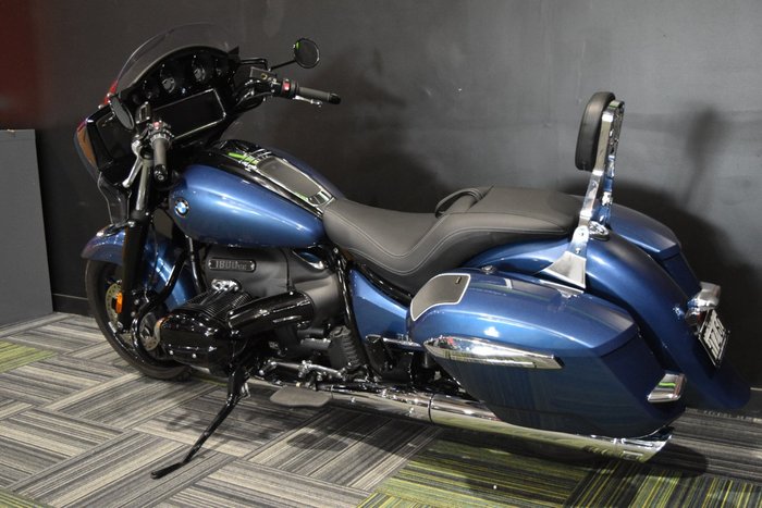 2024 BMW Motorrad R 18 B Blue