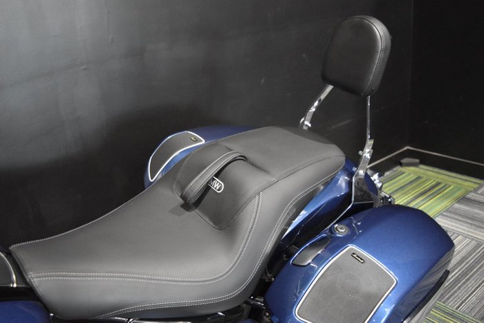 2024 BMW Motorrad R 18 B Blue