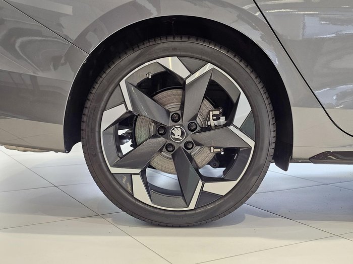 2025 SKODA Superb 195TSI Sportline NZ MY25 4X4 Constant Graphite Grey