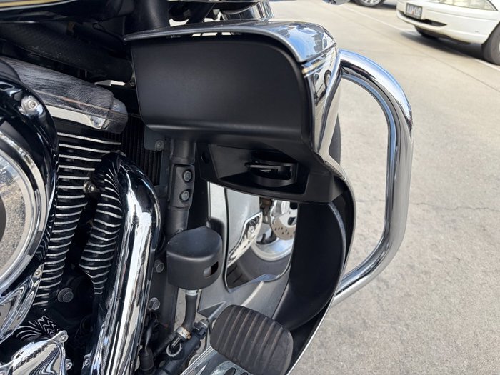 2010 Kawasaki VULCAN 1700 VOYAGER (ABS) Silver