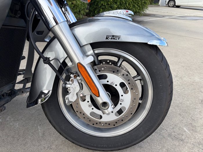 2010 Kawasaki VULCAN 1700 VOYAGER (ABS) Silver