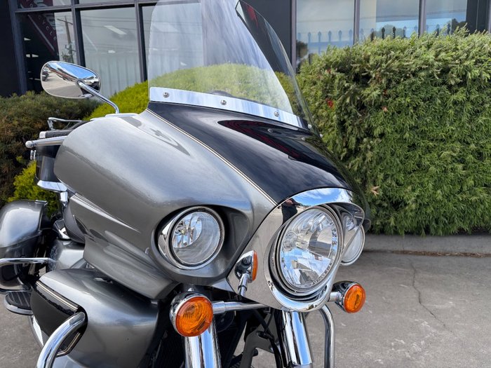 2010 Kawasaki VULCAN 1700 VOYAGER (ABS) Silver