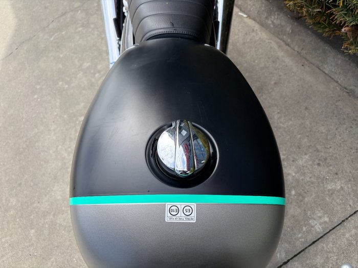 2022 Royal Enfield INTERCEPTOR 650 E5 CUSTOM DOWNTOWN DRAG
