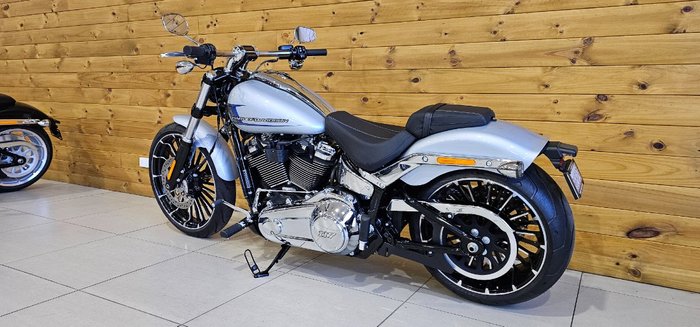 2023 Harley-davidson FXBR BREAKOUT (117) ATLAS SLV MTLIC