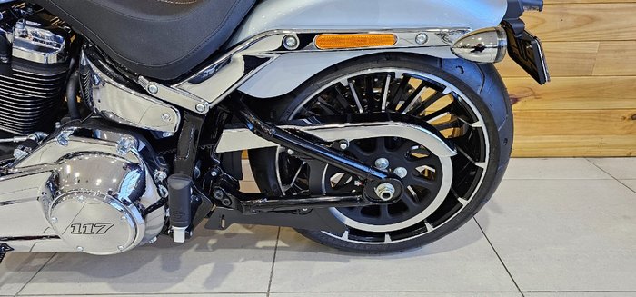 2023 Harley-davidson FXBR BREAKOUT (117) ATLAS SLV MTLIC