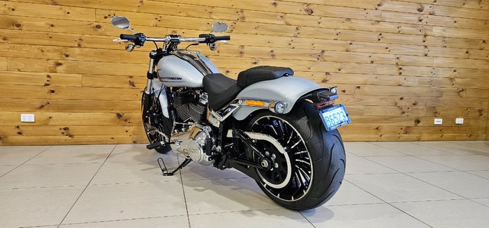 2023 Harley-davidson FXBR BREAKOUT (117) ATLAS SLV MTLIC